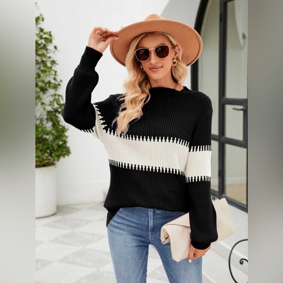 Winter is Coming Contrast Sweater - Picture 1 of 4